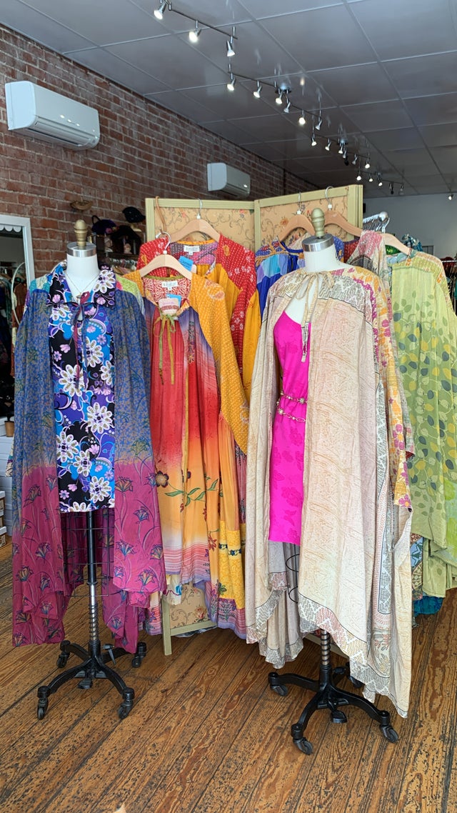 Vintage and vintage inspired clothing and accessories Donna s Dress Shop